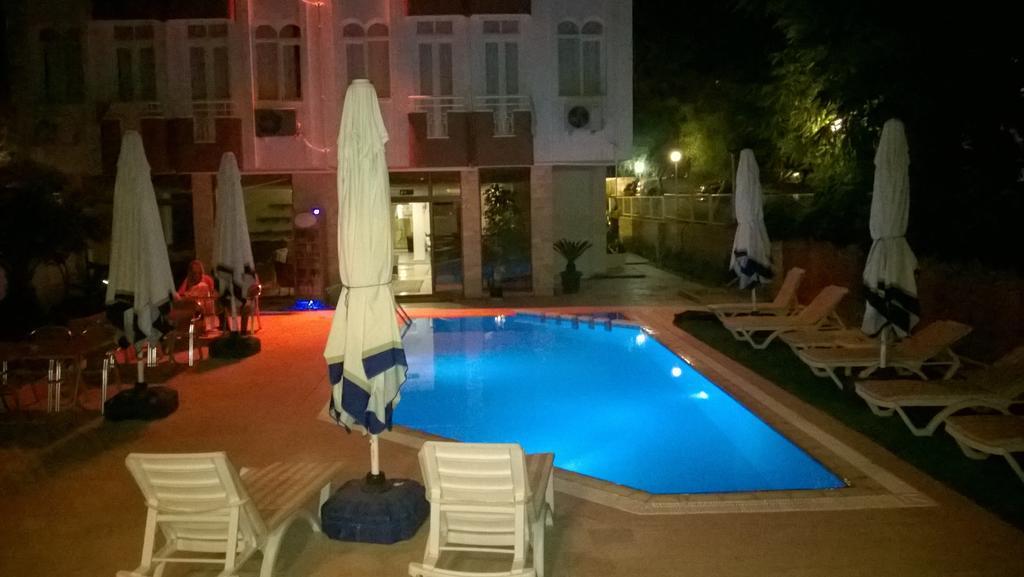 Adalia Hotel Antalia Esterno foto